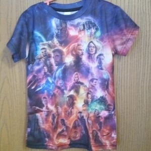 MARVEL avengers boys shirt size 120 for 5 or 6 yr old